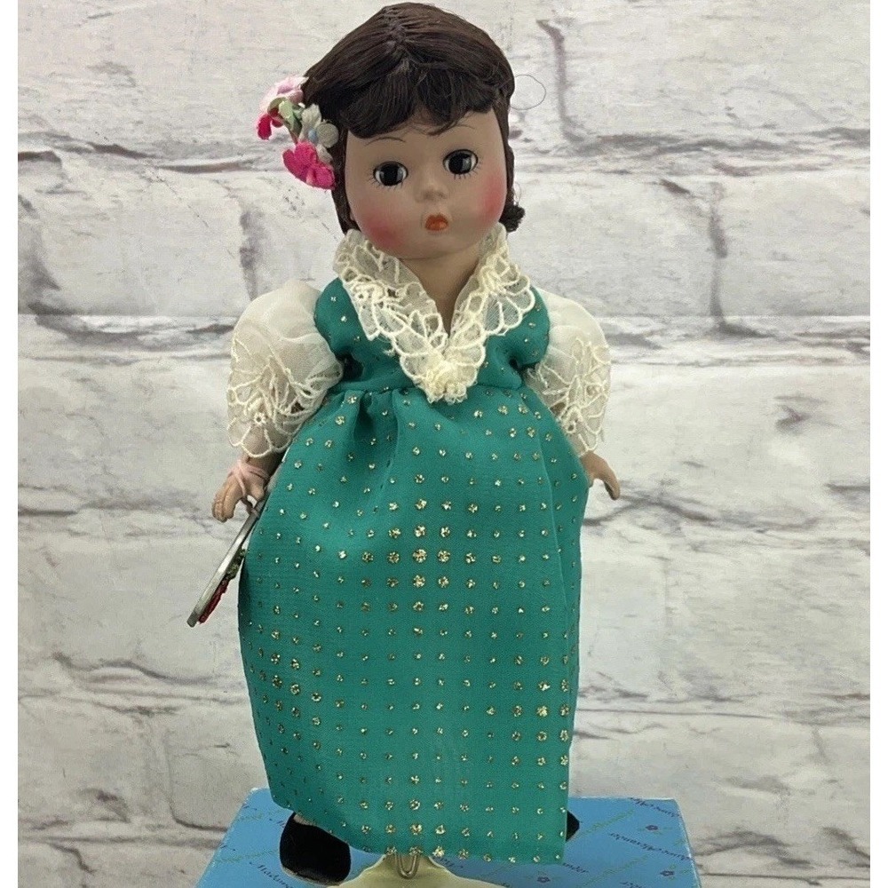 Madame Alexander International 8" Doll Philippines 554 1070s In Box